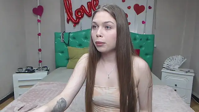 LaraPika online show from April 2026 05:49:01 AM