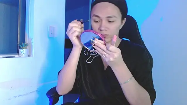 giuliana andrade online show from March 2026 12:37:02 AM