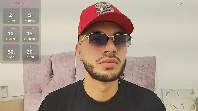 Amadeo Wild online show from October 2025 11:44:01 AM