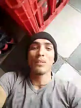 jeremy scott online show from December 2024 07:29:01 PM