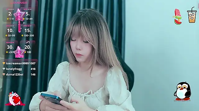 -Poison-Ivy- online show from December 2024 12:01:02 PM