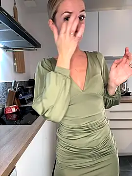 lola tentatiion online show from September 2025 07:23:01 AM