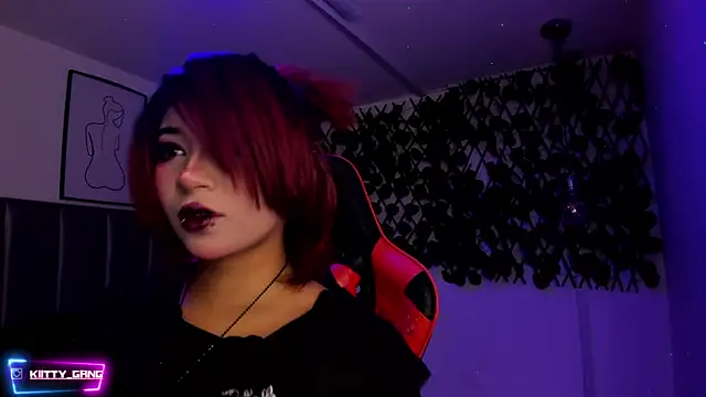 Kitty Gang online show from January 2026 02:27:02 AM