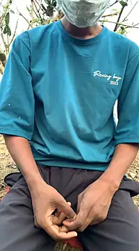 Snapshot of ShroveRising chatting on January 2025 10:43:02 AM ShroveRising online show from January 2025 10:43:02 AM