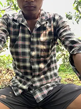 Snapshot of ShroveRising chatting on March 2025 04:26:01 AM ShroveRising online show from March 2025 04:26:01 AM