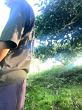 Snapshot of ShroveRising chatting on September 2025 10:30:01 AM ShroveRising online show from September 2025 10:30:01 AM