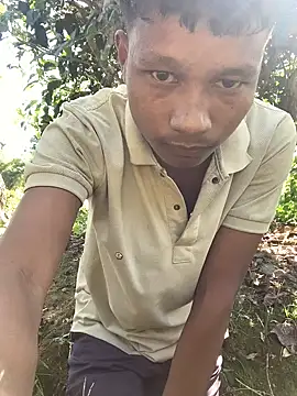 Snapshot of ShroveRising chatting on November 2025 06:24:02 AM ShroveRising online show from November 2025 06:24:02 AM