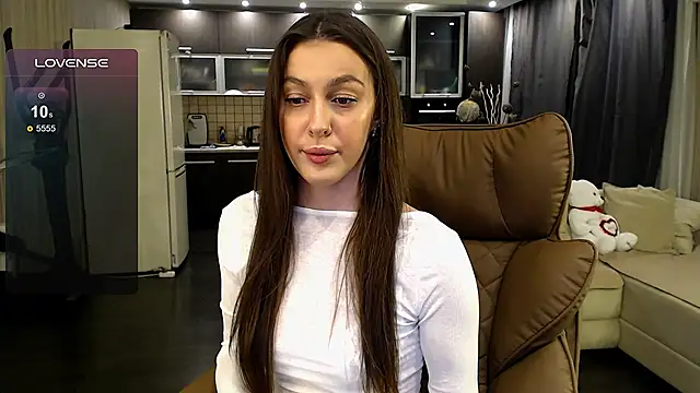 Snapshot of Doll_Jasmine_ chatting on May 2026 07:04:01 PM Doll Jasmine online show from May 2026 07:04:01 PM