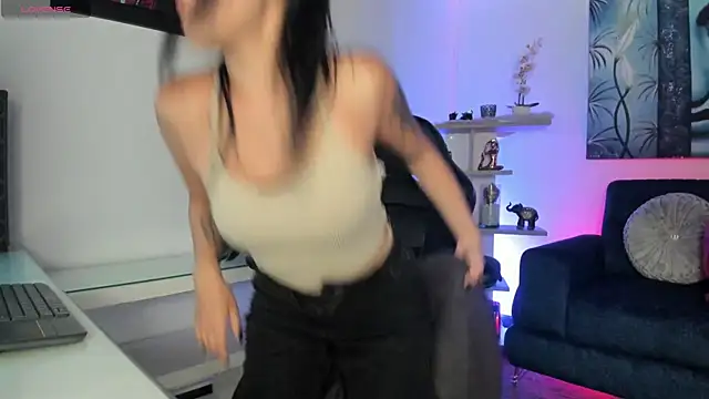 Snapshot of BaphyBaby chatting on March 2025 01:27:02 AM BaphyBaby online show from March 2025 01:27:02 AM