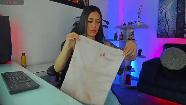 Snapshot of BaphyBaby chatting on September 2025 07:04:01 PM BaphyBaby online show from September 2025 07:04:01 PM