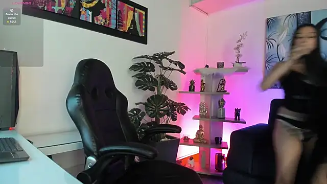 Snapshot of BaphyBaby chatting on October 2025 07:07:02 PM BaphyBaby online show from October 2025 07:07:02 PM