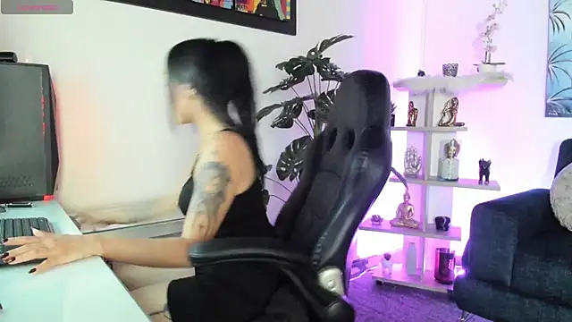 Snapshot of BaphyBaby chatting on November 2025 07:13:01 PM BaphyBaby online show from November 2025 07:13:01 PM