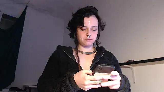 kinkyspirali online show from March 2026 11:30:02 PM