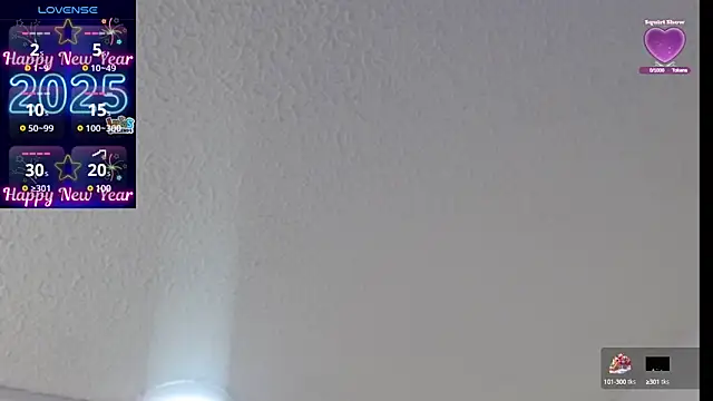 Snapshot of AlexaFontana chatting on January 2025 11:45:02 PM AlexaFontana online show from January 2025 11:45:02 PM