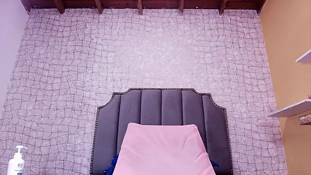 luce williams online show from January 2025 01:24:01 AM