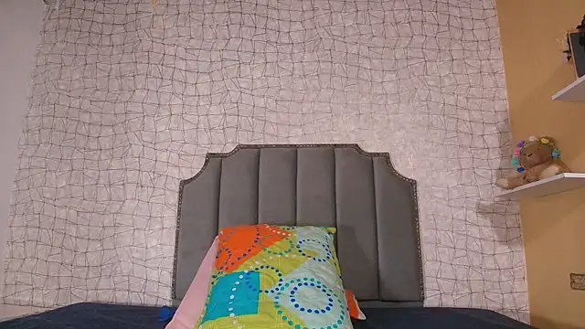 luce williams online show from November 2025 07:13:01 PM