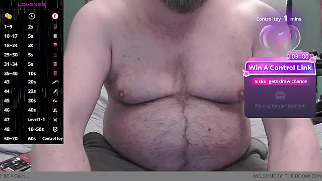 Snapshot of BondBroken chatting on April 2026 09:27:01 PM BondBroken online show from April 2026 09:27:01 PM