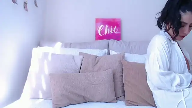 Gia Ferh online show from December 2025 08:05:02 PM