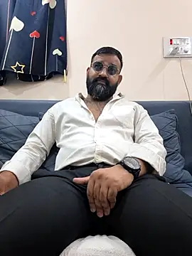 Snapshot of Fun_Guuy chatting on March 2026 03:35:02 AM Fun Guuy online show from March 2026 03:35:02 AM