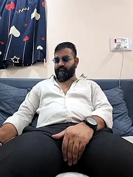 Snapshot of Fun_Guuy chatting on March 2026 03:21:01 AM Fun Guuy online show from March 2026 03:21:01 AM