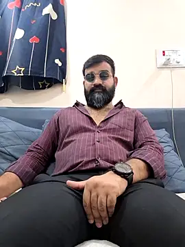 Snapshot of Fun_Guuy chatting on April 2026 07:28:01 AM Fun Guuy online show from April 2026 07:28:01 AM