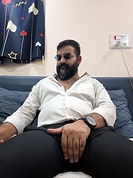 Snapshot of Fun_Guuy chatting on April 2026 03:36:02 AM Fun Guuy online show from April 2026 03:36:02 AM