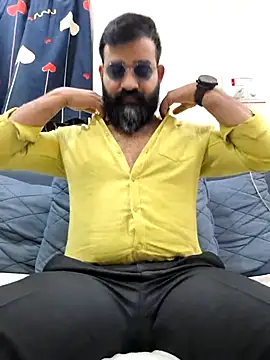 Snapshot of Fun_Guuy chatting on April 2026 02:23:02 AM Fun Guuy online show from April 2026 02:23:02 AM