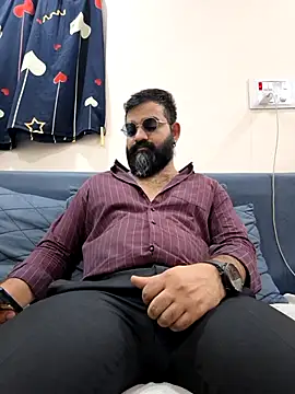 Snapshot of Fun_Guuy chatting on April 2026 06:52:01 AM Fun Guuy online show from April 2026 06:52:01 AM