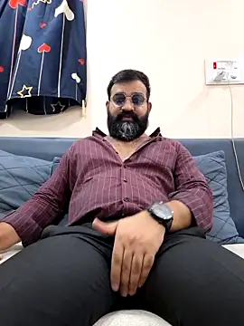 Snapshot of Fun_Guuy chatting on April 2026 02:38:01 AM Fun Guuy online show from April 2026 02:38:01 AM