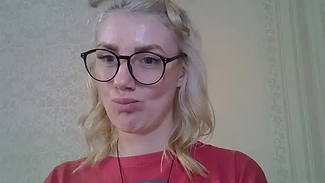 Snapshot of Pabonya91 chatting on February 2025 01:11:02 PM Pabonya91 online show from February 2025 01:11:02 PM