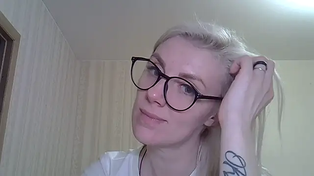 Snapshot of Pabonya91 chatting on February 2025 09:16:01 PM Pabonya91 online show from February 2025 09:16:01 PM