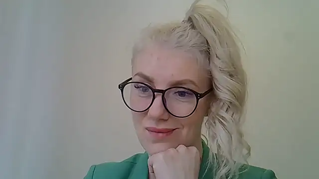 Snapshot of Pabonya91 chatting on March 2025 11:27:02 AM Pabonya91 online show from March 2025 11:27:02 AM