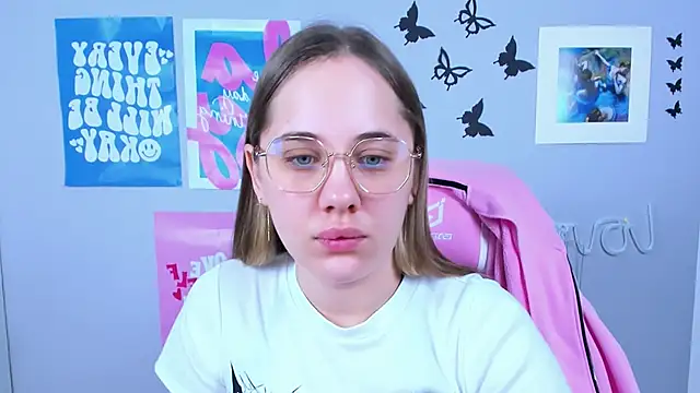 MiaMilas online show from January 2025 05:09:01 AM