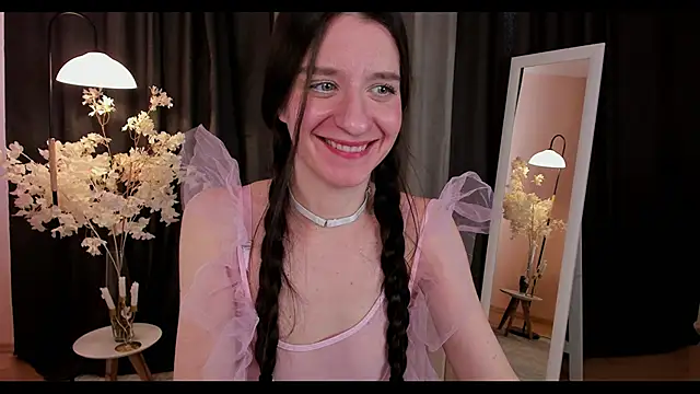 Snapshot of helentasty chatting on February 2025 06:21:01 AM helentasty online show from February 2025 06:21:01 AM