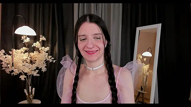 Snapshot of helentasty chatting on February 2025 01:09:02 PM helentasty online show from February 2025 01:09:02 PM