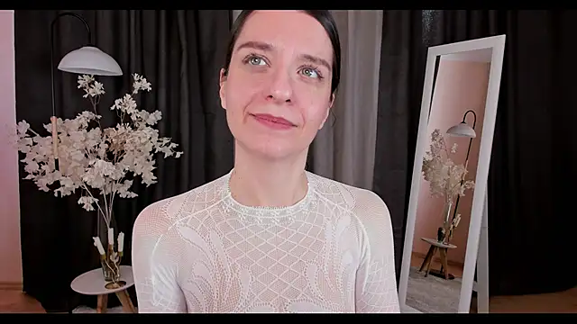 Snapshot of helentasty chatting on February 2025 06:45:02 AM helentasty online show from February 2025 06:45:02 AM