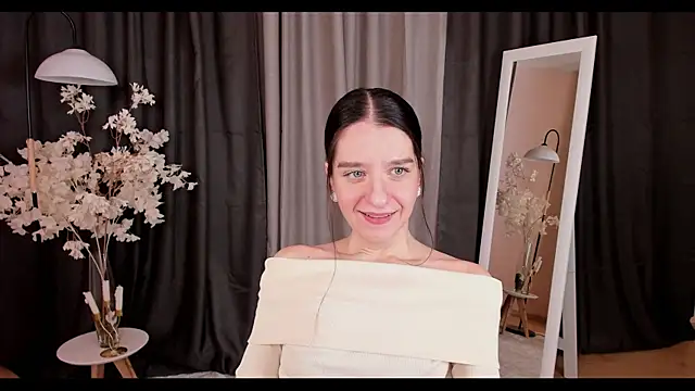 Snapshot of helentasty chatting on February 2025 02:55:01 AM helentasty online show from February 2025 02:55:01 AM