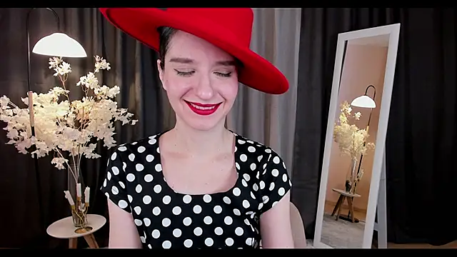 Snapshot of helentasty chatting on February 2025 03:23:01 AM helentasty online show from February 2025 03:23:01 AM
