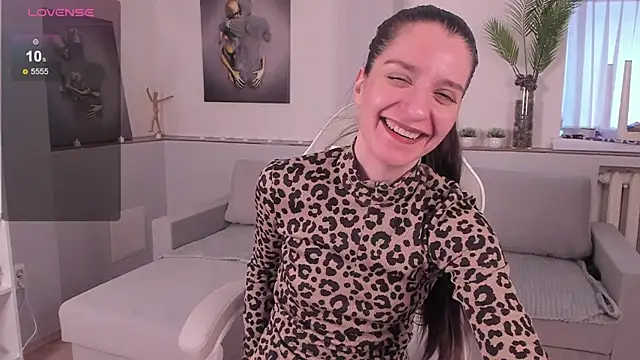 Snapshot of helentasty chatting on February 2025 02:06:01 AM helentasty online show from February 2025 02:06:01 AM