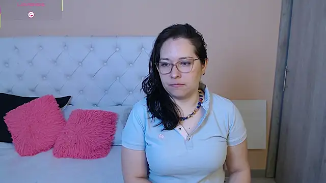 May Carlier online show from January 2026 07:08:01 PM