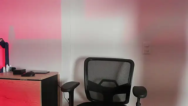 pablo-rincon95 online show from February 2025 11:10:02 AM