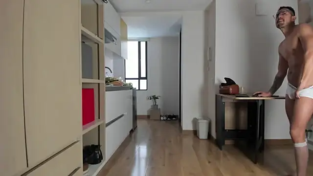 pablo-rincon95 online show from September 2025 02:39:02 PM