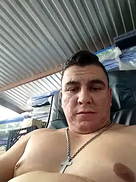 Snapshot of caramelodechile chatting on April 2026 09:17:02 PM caramelodechile online show from April 2026 09:17:02 PM