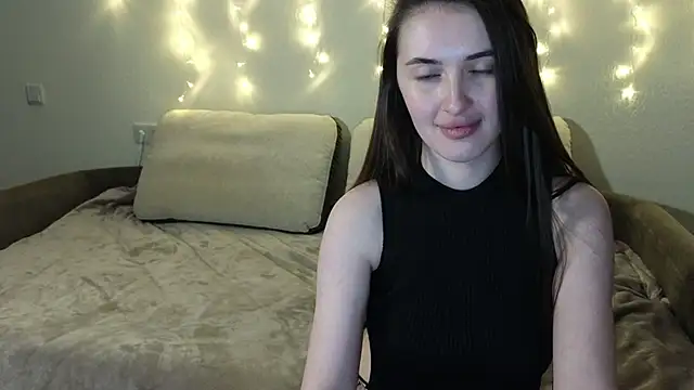 Tutti Frutt1s online show from February 2025 07:15:01 AM