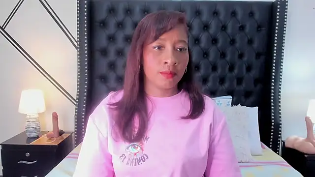 Snapshot of Krystal_cambell1 chatting on November 2025 08:08:01 PM Krystal cambell1 online show from November 2025 08:08:01 PM