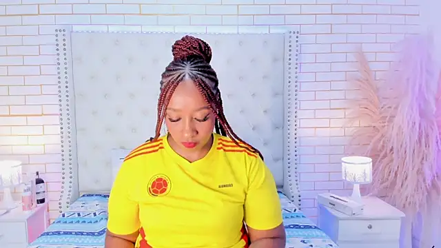 Snapshot of Krystal_cambell1 chatting on February 2026 08:01:01 PM Krystal cambell1 online show from February 2026 08:01:01 PM