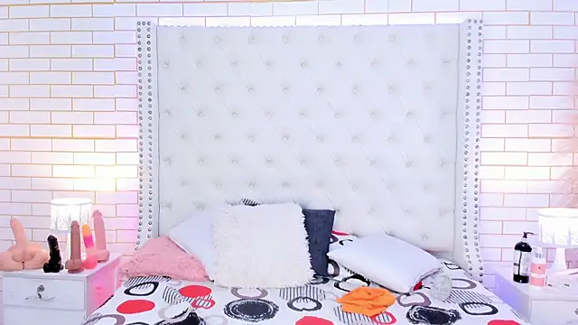 Snapshot of Krystal_cambell1 chatting on February 2026 08:15:02 AM Krystal cambell1 online show from February 2026 08:15:02 AM