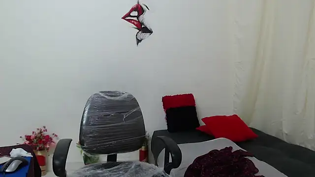 Snapshot of Aranza-Queen chatting on January 2026 04:12:02 PM Aranza-Queen online show from January 2026 04:12:02 PM