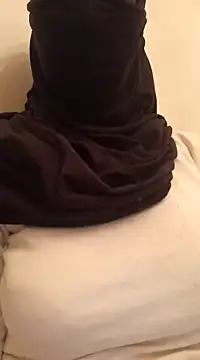 Snapshot of Liliiiblow chatting on December 2024 07:36:01 PM Liliiiblow online show from December 2024 07:36:01 PM