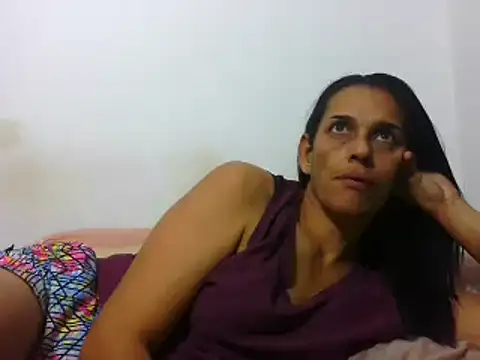 Snapshot of latinbrunettet chatting on January 2025 01:02:02 PM latinbrunettet online show from January 2025 01:02:02 PM